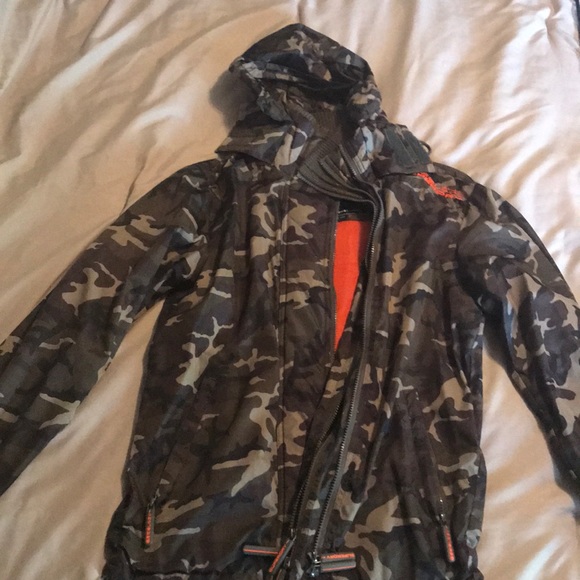 Used Camo Superdry Windbreaker sz Small - Picture 1 of 4